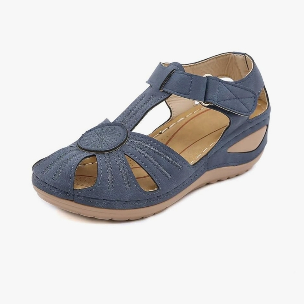 NWT Comfy Casual Comfort Wedge Sandals